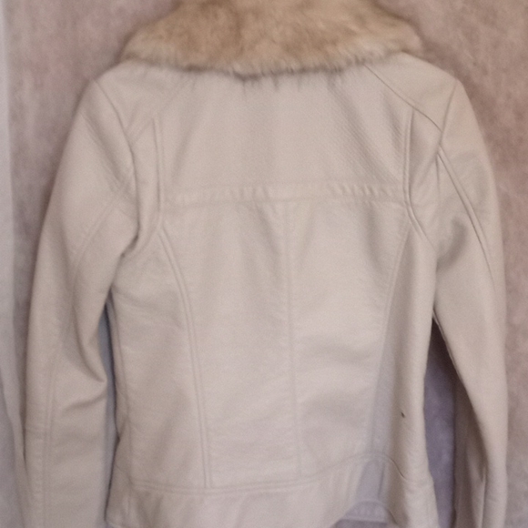 Jacket - Picture 3 of 3